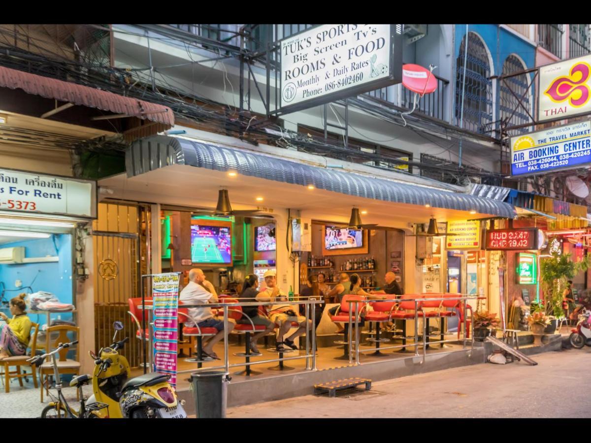 Tuk'S Sports Bar Hotel Pattaya Ngoại thất bức ảnh